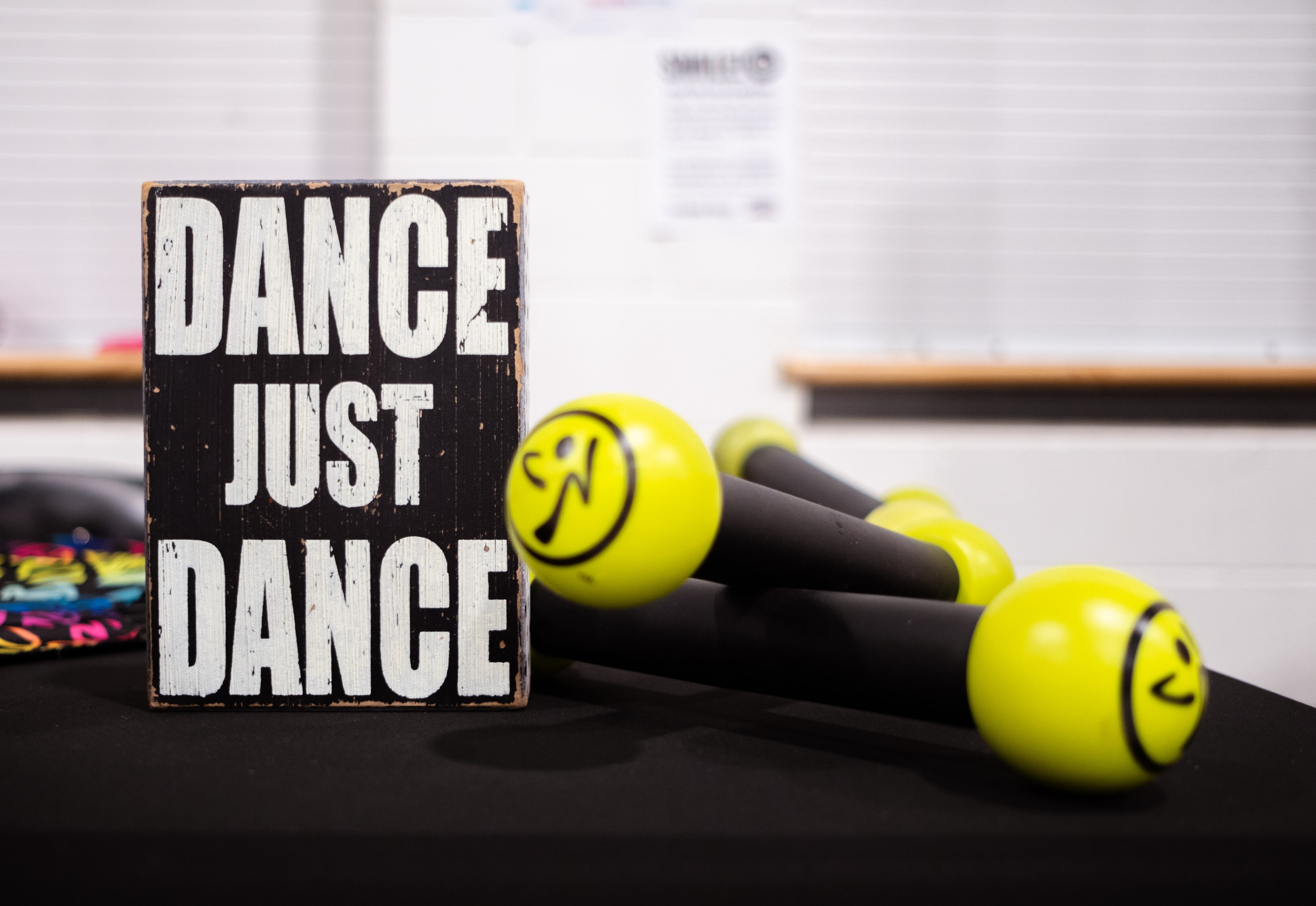 Energize Z Fitness dancers with maracas